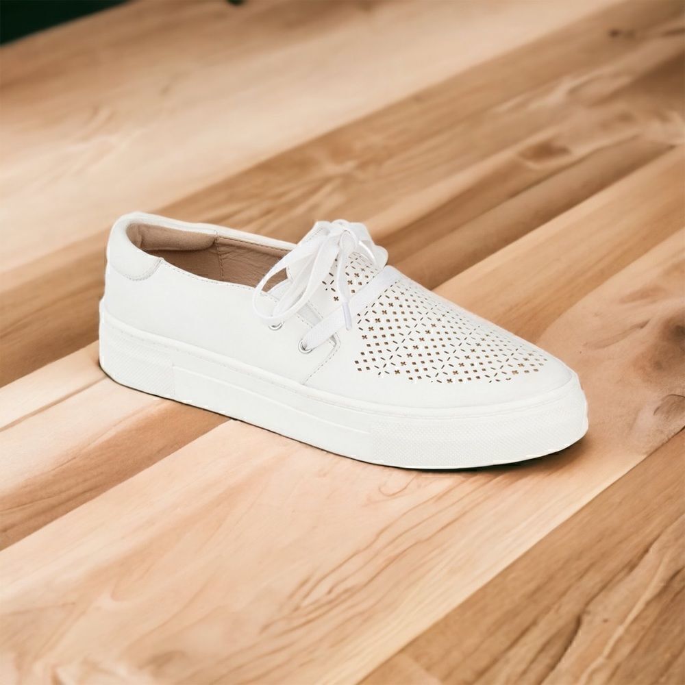 Journee Collection Women's Shantel Sneakerin the Size 9M in White Color